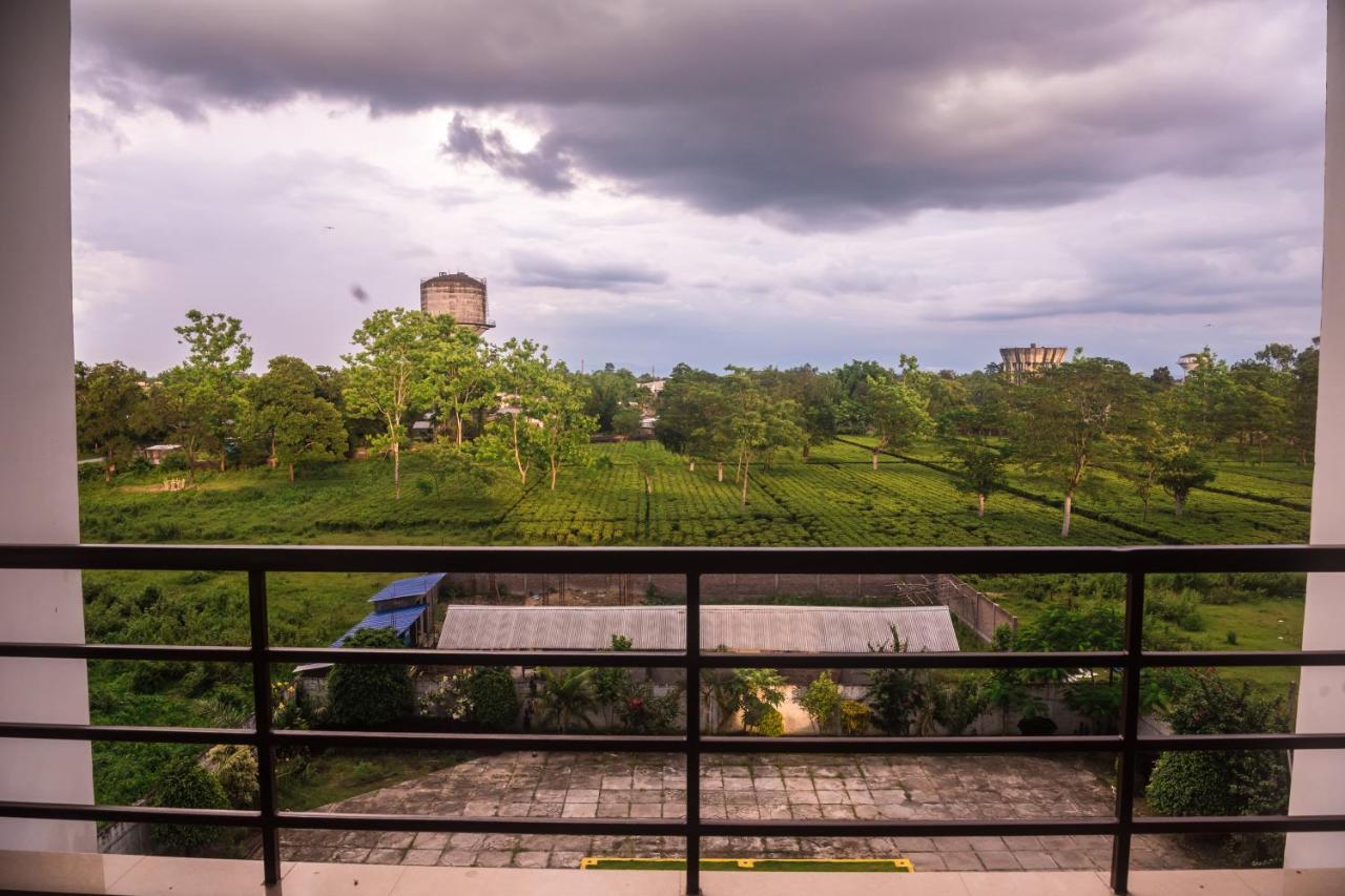 Hotel Aatreyee Dibrugarh Exterior photo